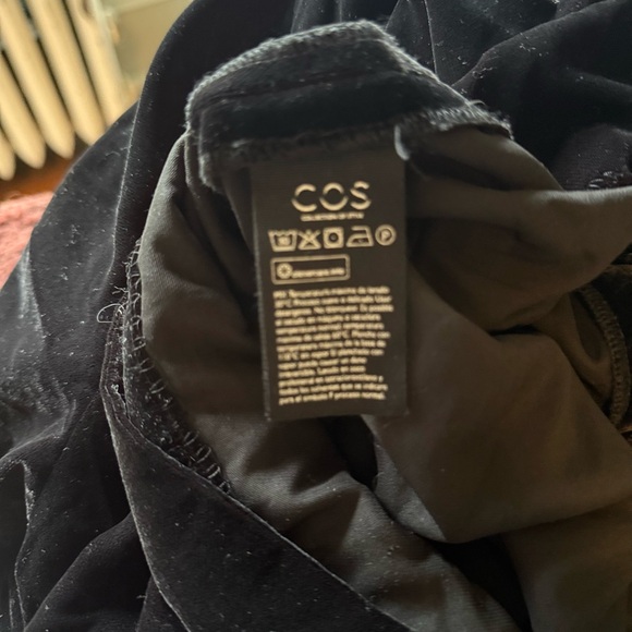 COS Velvet Top - Size 6 - Picture 10 of 10